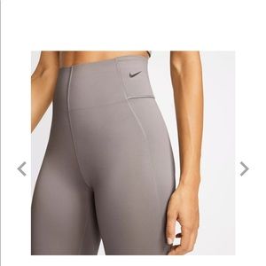nike one women's sculpt victory training tights